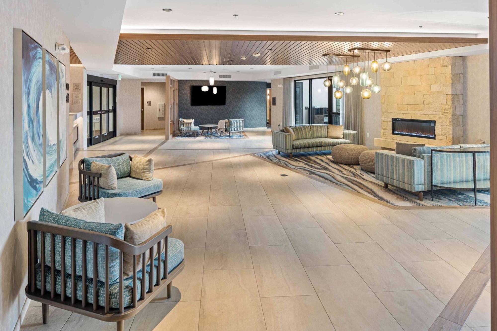 Fairfield Inn & Suites By Marriott San Diego Pacific Beach Bagian luar foto