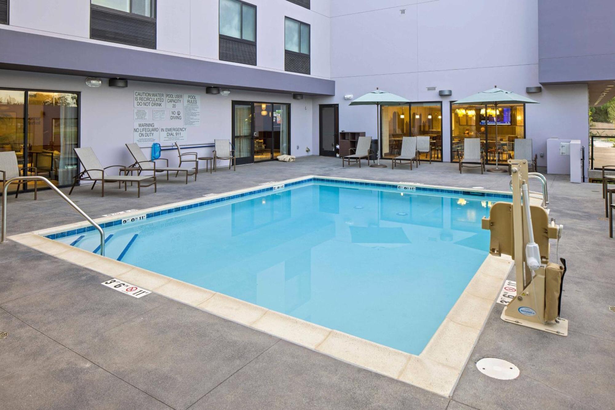 Fairfield Inn & Suites By Marriott San Diego Pacific Beach Bagian luar foto