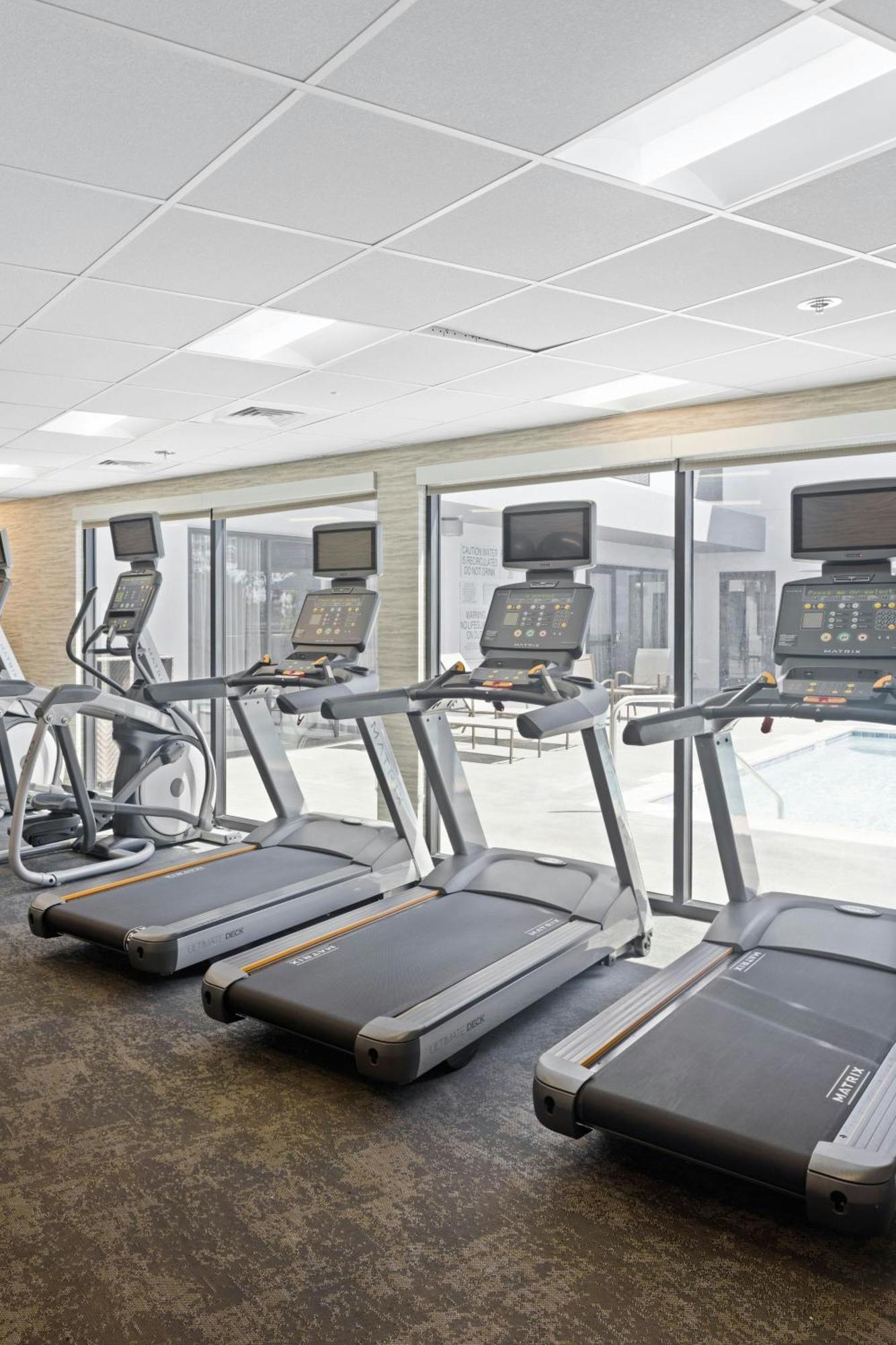 Fairfield Inn & Suites By Marriott San Diego Pacific Beach Bagian luar foto